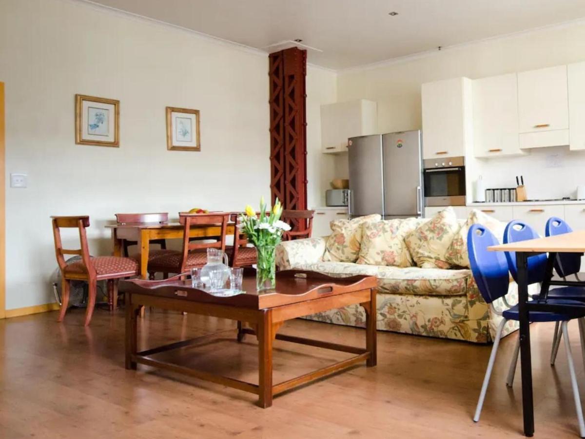 Scalabrini Accommodation Kaapstad Buitenkant foto